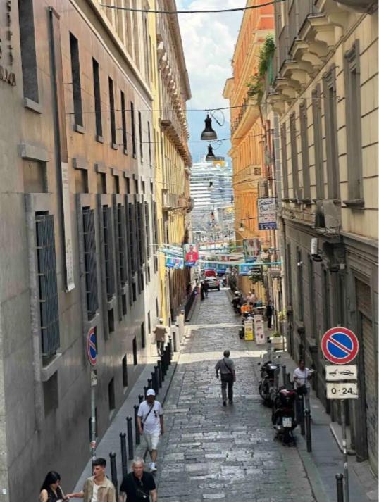 Toledo'S Rambla Casa Vacanze Naples Luaran gambar